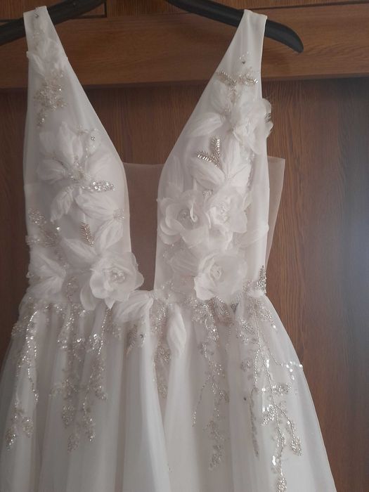 Rochie de mireasă superbă