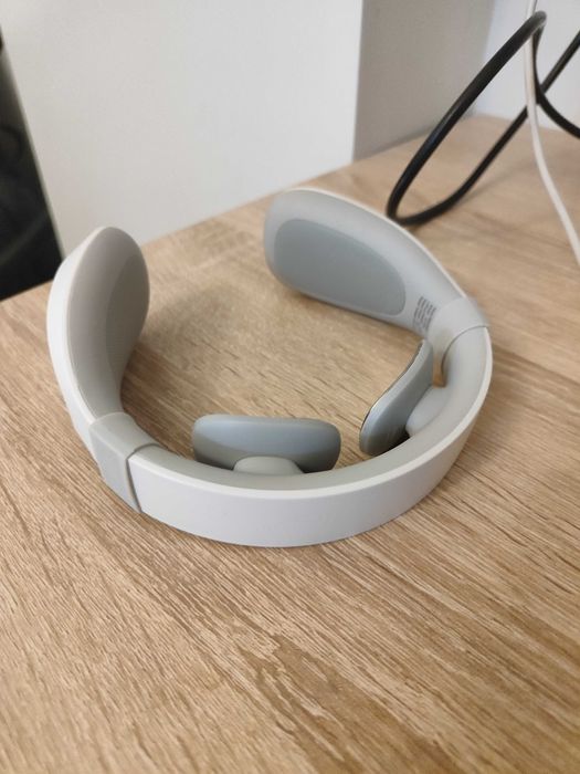 Массажёр для шеи