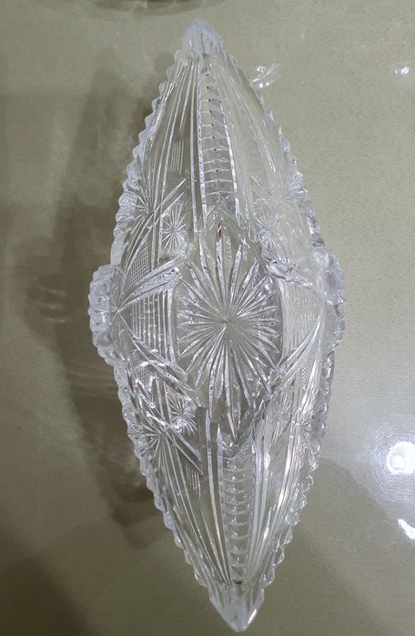 Продам хрустальные салатники