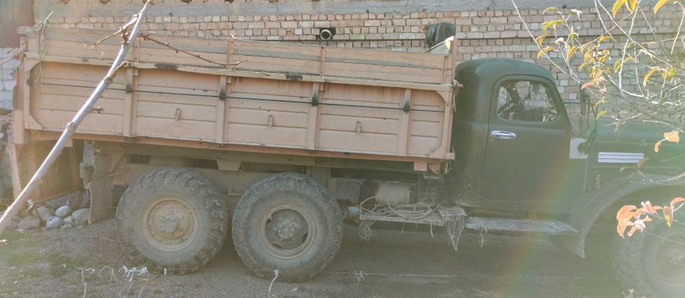 Зил 157 самасвал ..