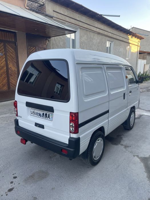 Damas van 2020.