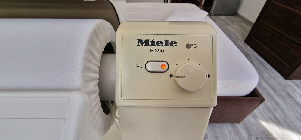 Calandru miele B890