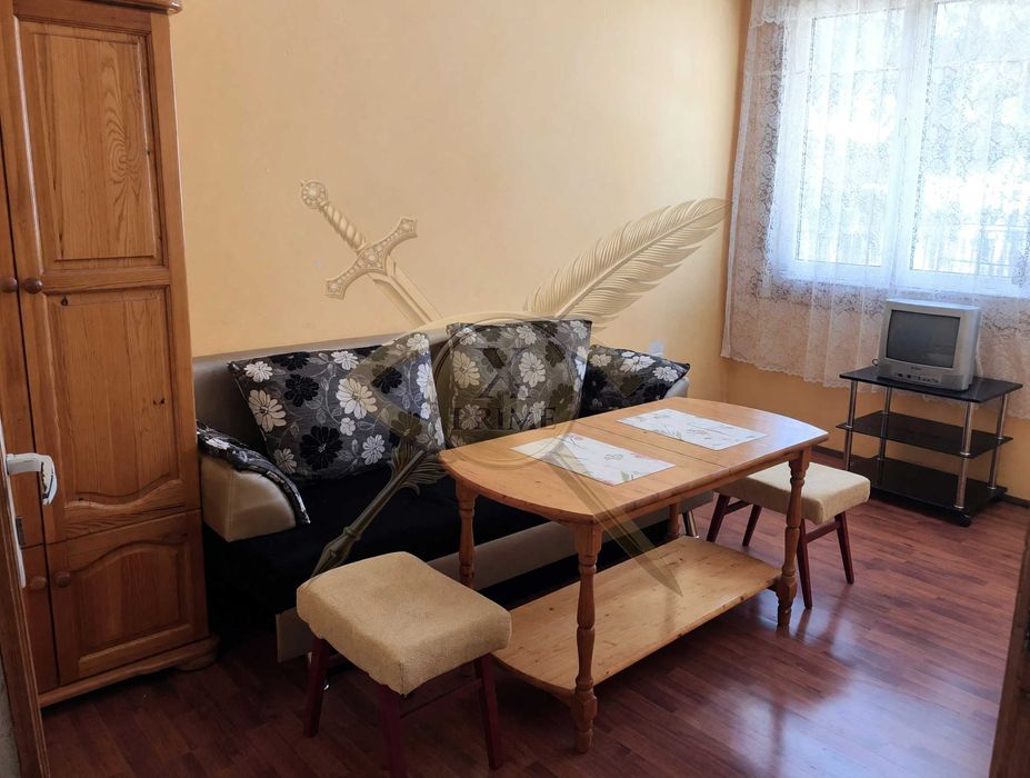 Двустаен апартамент в Колхозен Пазар! 21493872