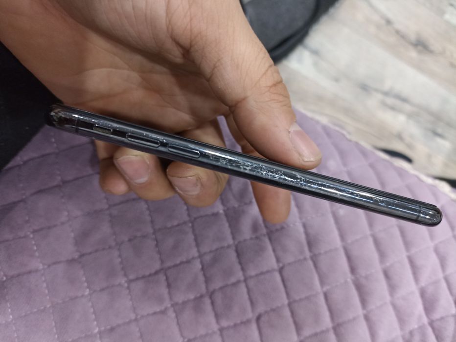 Продам iPhone x 256 память