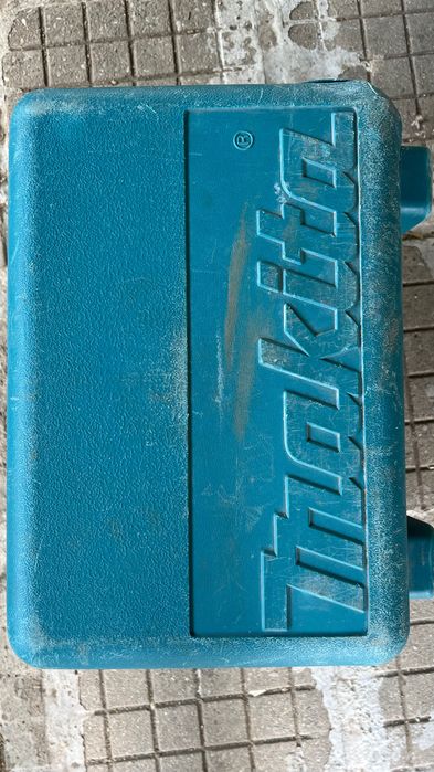 Циркуляр Makita 5704R