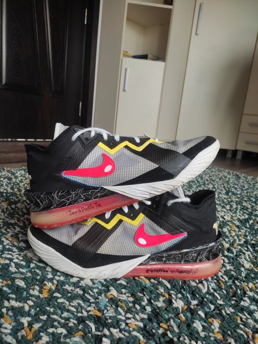 Adidași Nike Lebron 18 × Space Jam