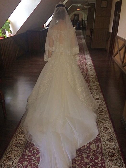Шикарное свадебное платье