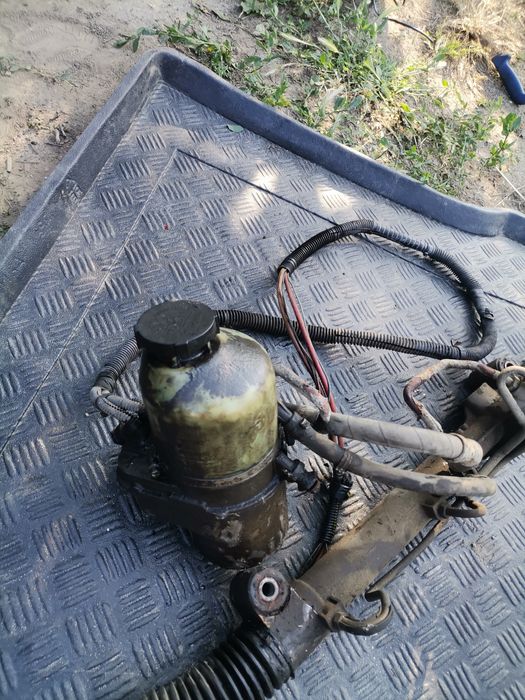 Pompă servo direcție casetă Opel Astra Zafira