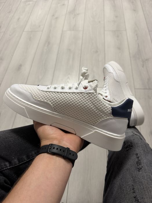 Adidasi Barbati M0NCLER Albi!