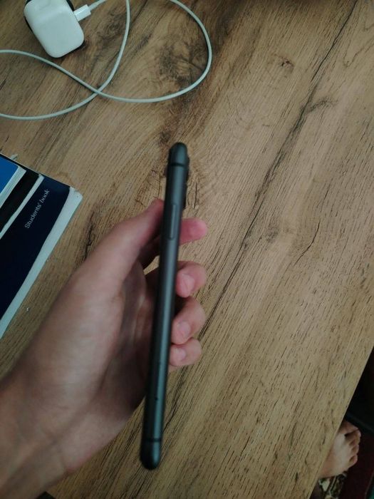 iPhone 11 sotiladi