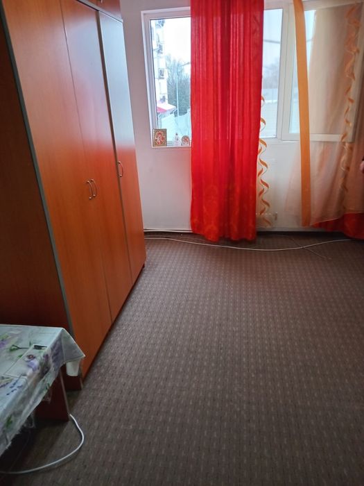 garsoniera de inchiriat