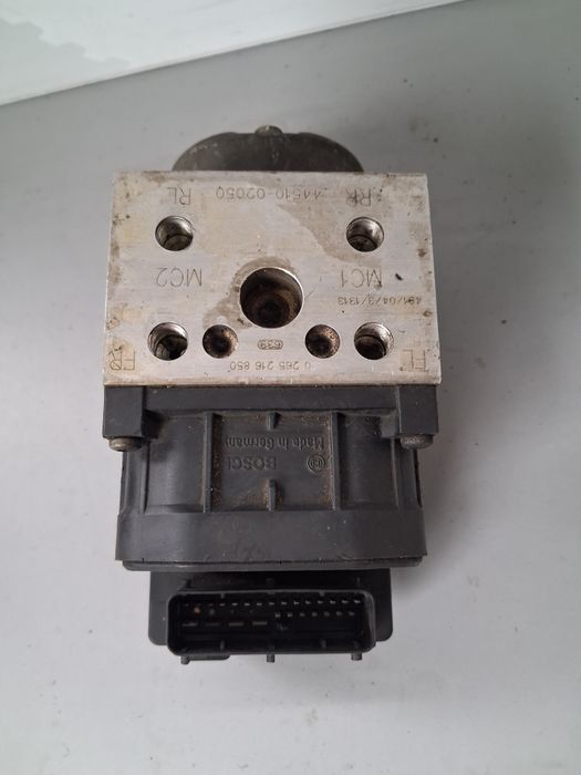 ABS блок Toyota Corolla 2005г.