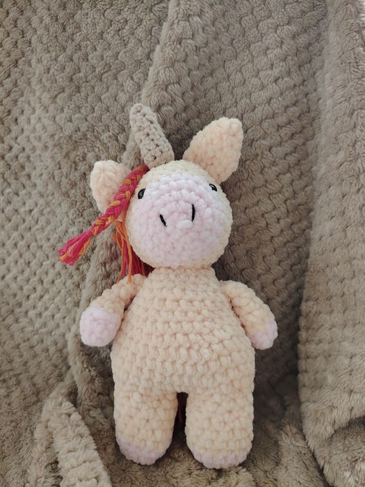 Ръчно плетени играчки