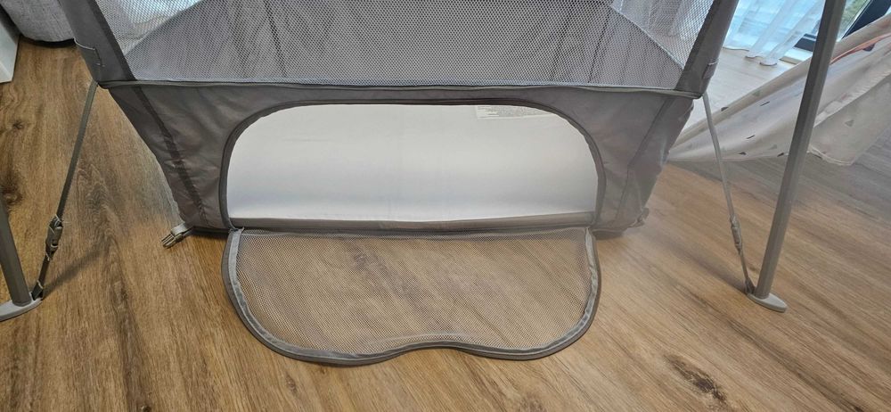 Kinderkraft Movi бебешка кошара, сгъваема