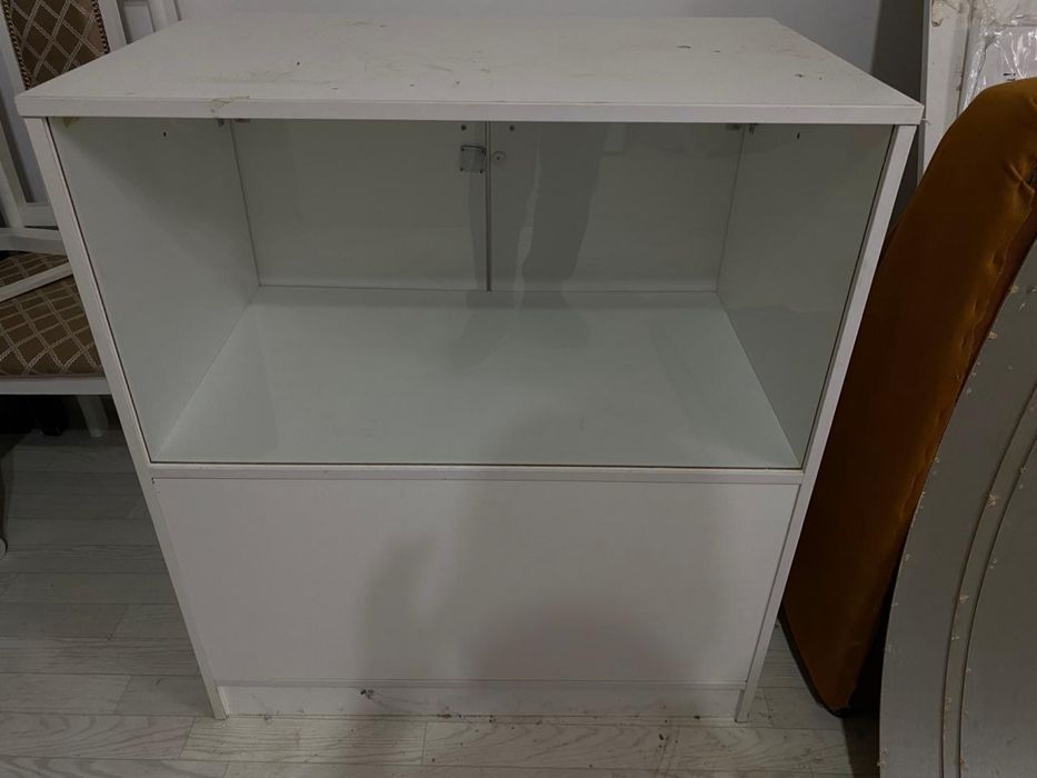 Продам витрины недорого