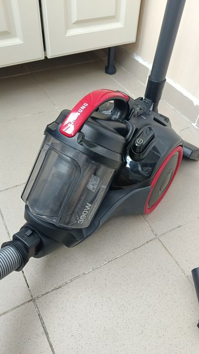 Пылесос Samsung Cyclone Force