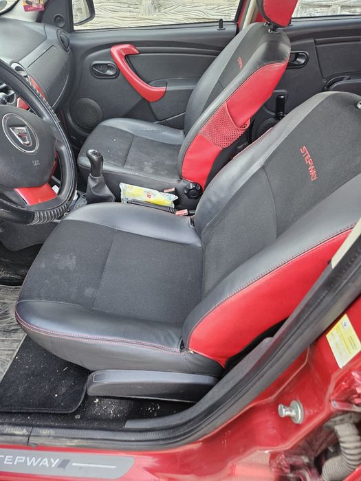 Sandero stepway 2012
