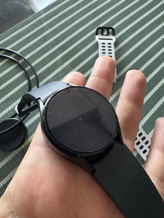 Samsung Galaxy Watch 4 Smartwatch