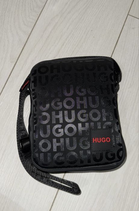 Чанта Hugo за рамо; Hugo; банан; паласка, Calvin Klein; Boss