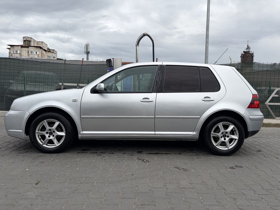 Golf 4 1.6 16V Benzina Hatchback