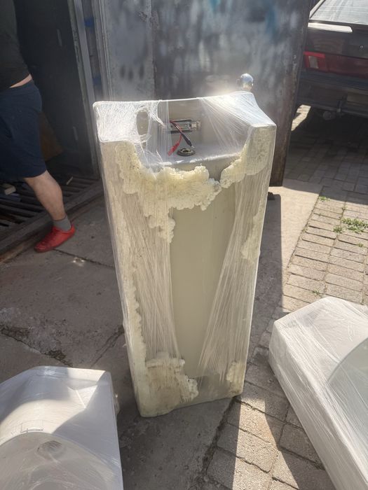 Подвесной писсуар