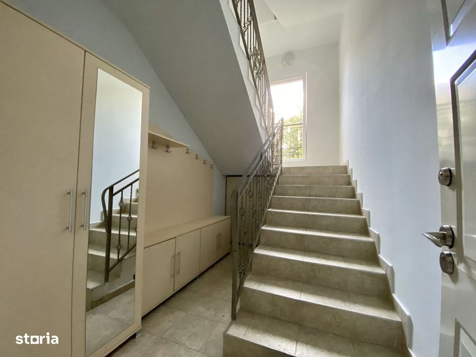 Apartament 5 camere pe 2 nivele, 174 mp utili, in Andrei Muresanu