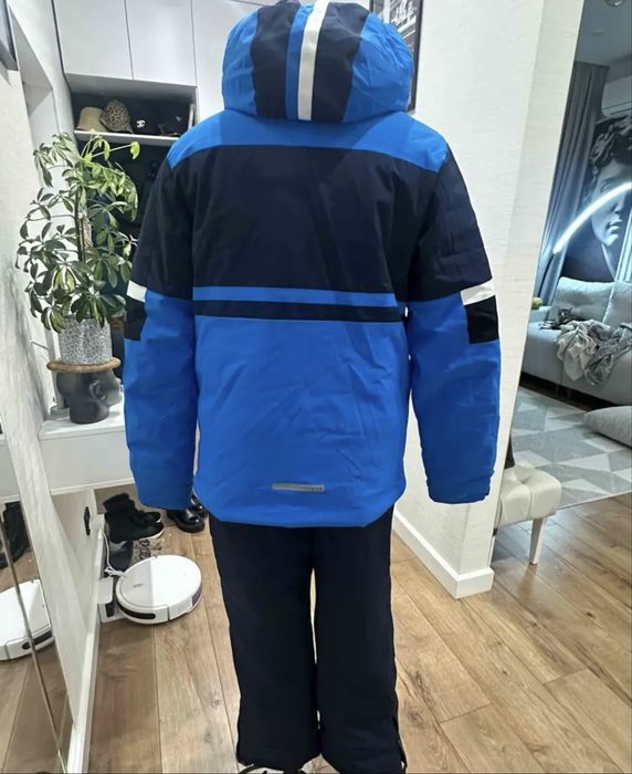 Горонолыжный костюм