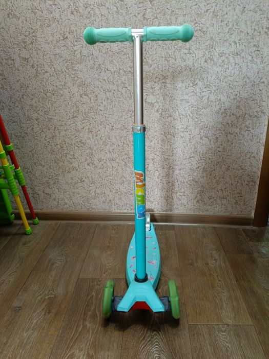 Продам детский самокат