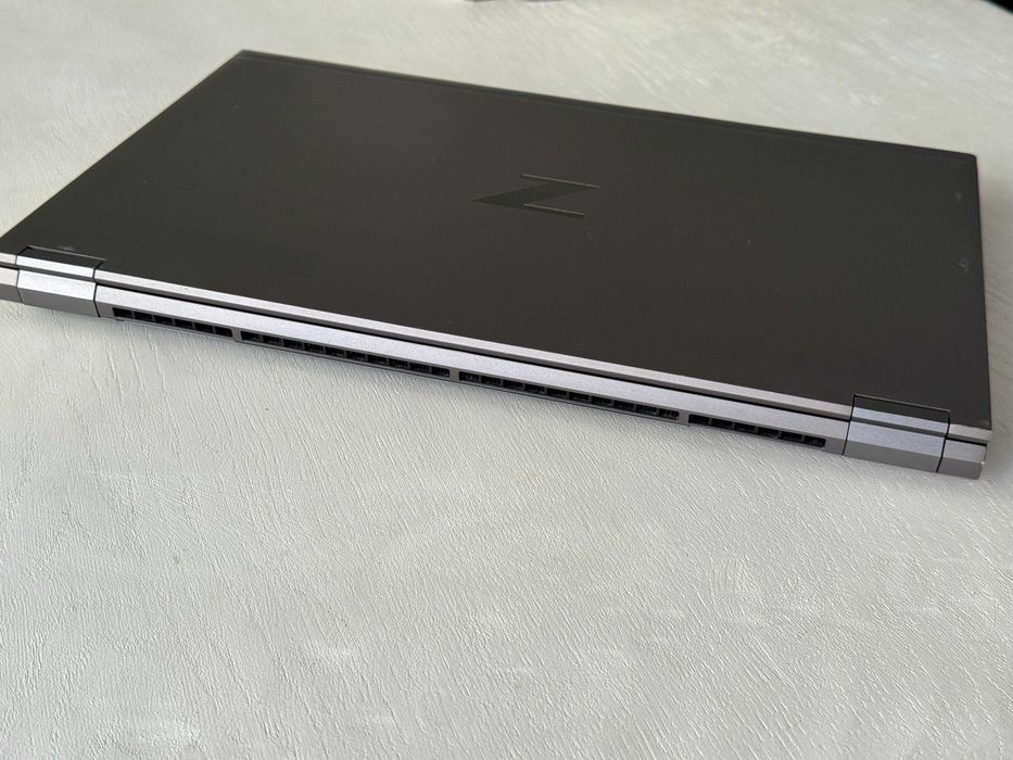 HP ZBook Fury 15 G7 i7-10850H Quadro T1000 16gb 512 m.2