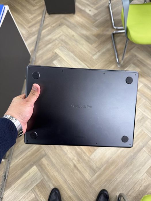 Продается Macbook 14 pro