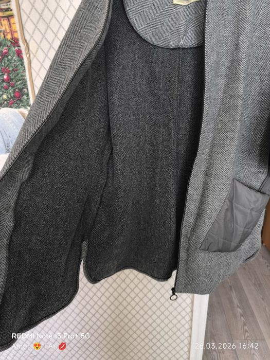 Куртка весенняя.