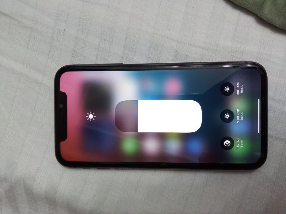 Продам айфон 11,128 гб  Акб72%