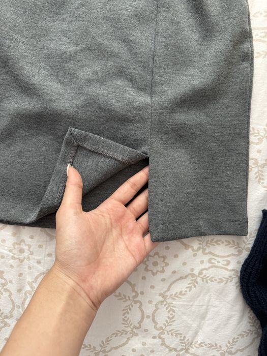 Серая женская юбка