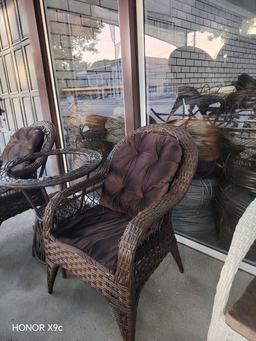 Ratan stol stullar olami