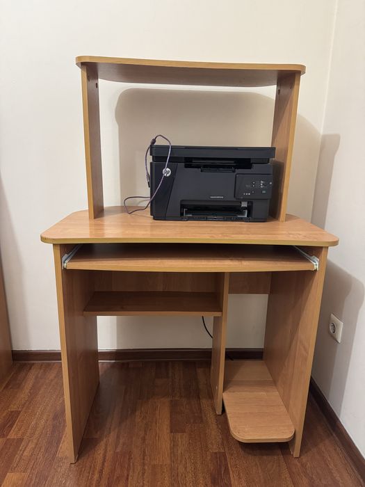 Компьютерный столик и комод