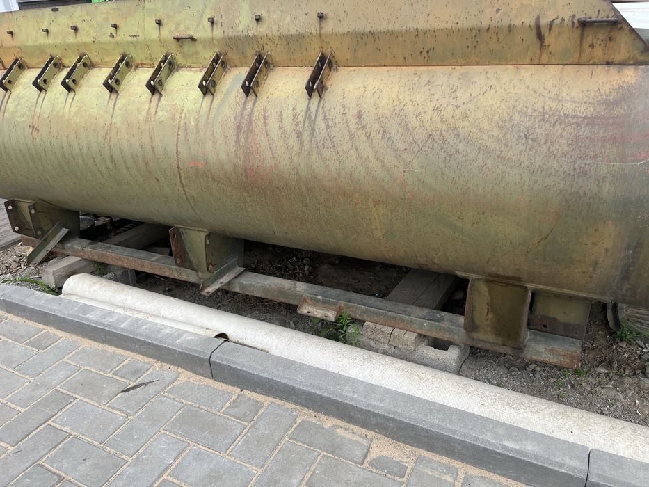 Емуость для воды 2,5 куба