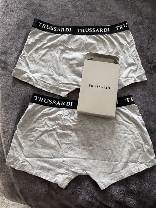 Trussardi set 2 boxeri gri cu banda  neagra marimea M noi originali