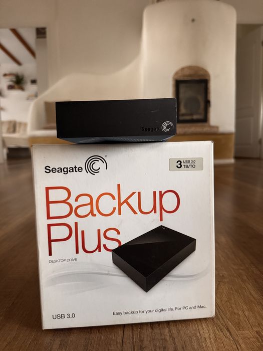Hdd extern 3 Tb Seagate hard disk pentru desktop. Pc sau laptop