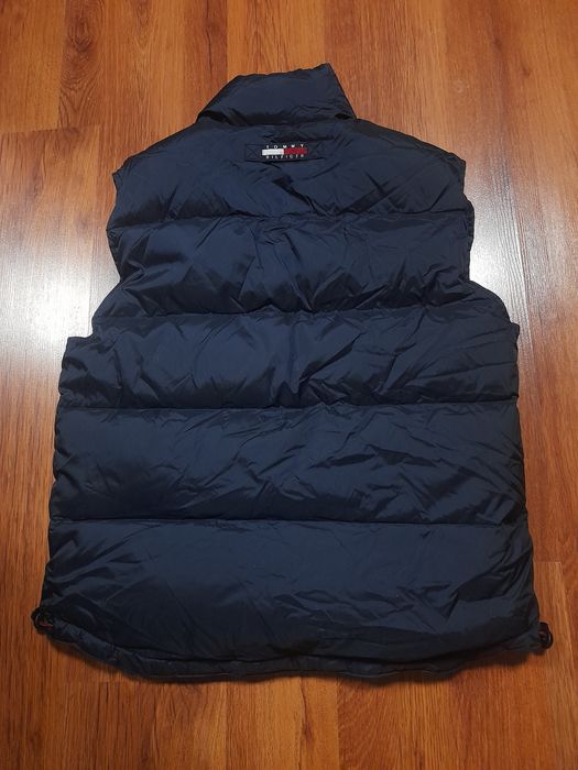 Tommy Hilfiger мъжки елек M размер.