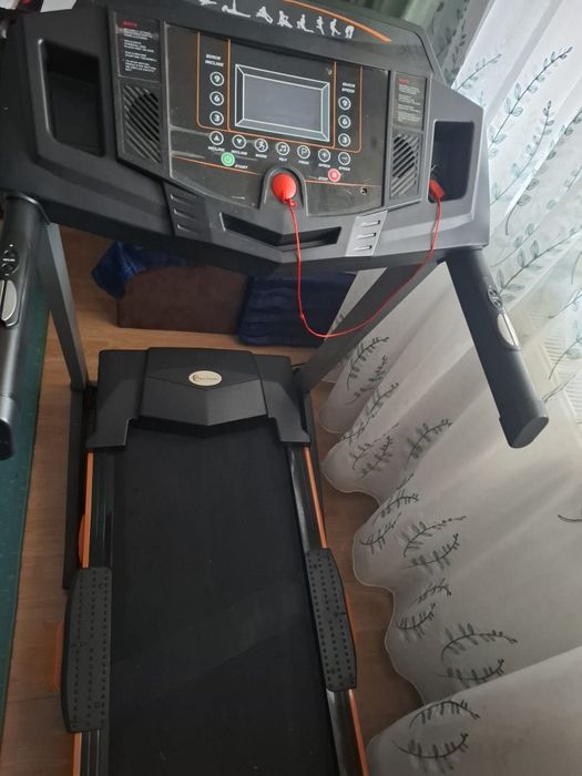 Banda magnetica de alergare