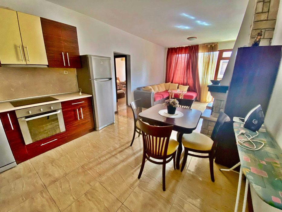 Продава се Тристаен апартамент в к.к. Слънчев бряг - 90 кв.м за 1400 €/кв.м - Снимка #2