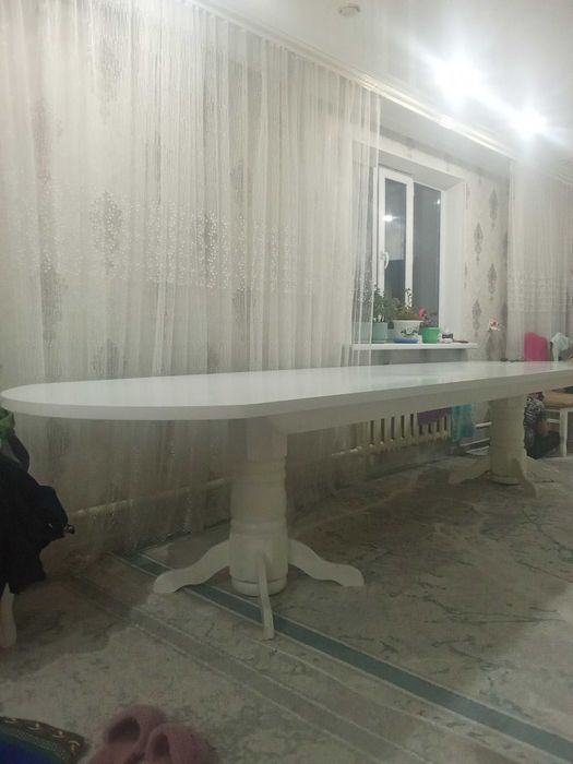 Стол 4 метр 100000 мыңға берем