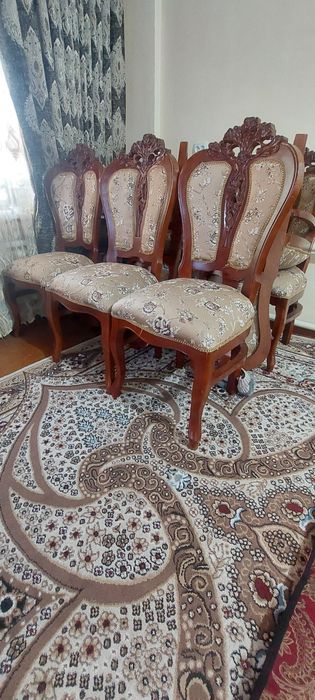 Stol sotiladi 12 dona