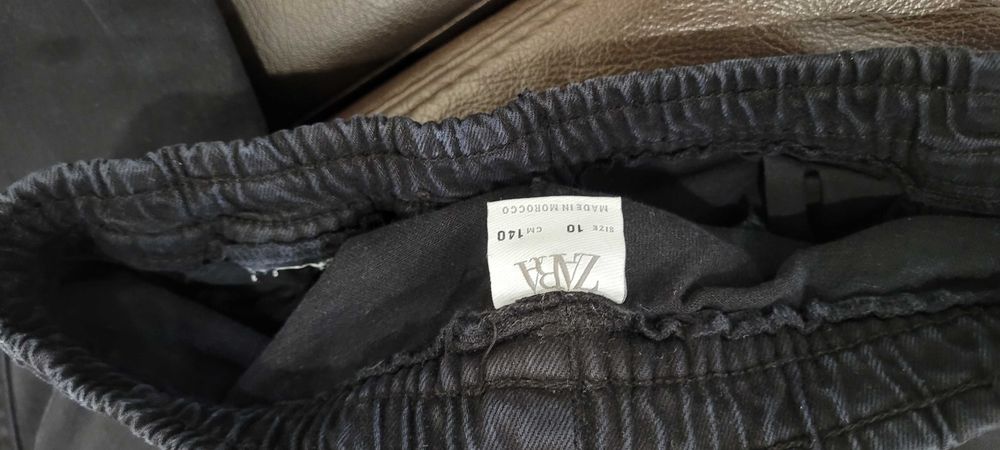 Детски / юношески дънки Zara р-р 140 (152]