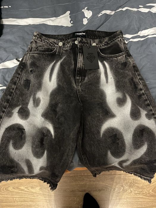 alexander spade ash phantom jorts