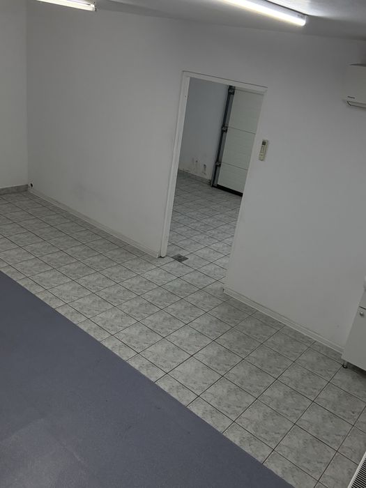 Inchiriez spatiu comercial, 90mp, in cartierul Iris