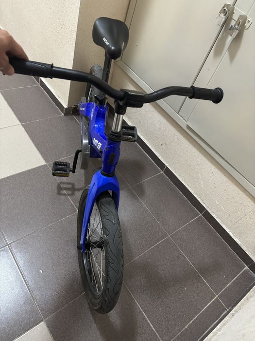 Велосипед детский на 5-7 лет