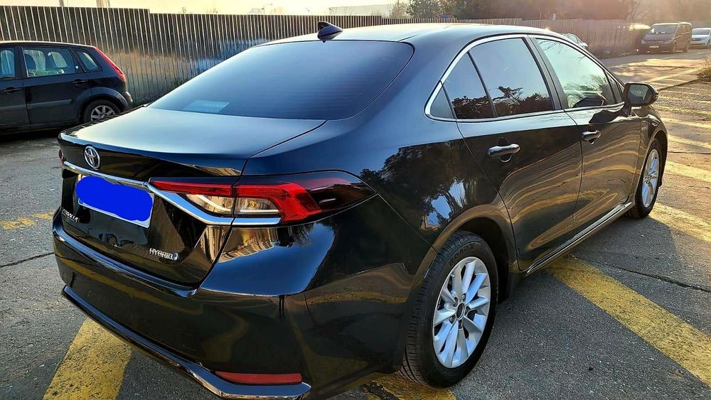 TOYOTA Corolla Hybrid