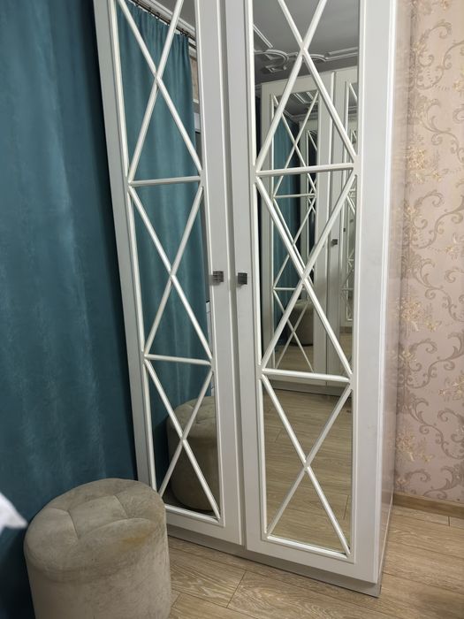 Продам два шкафа