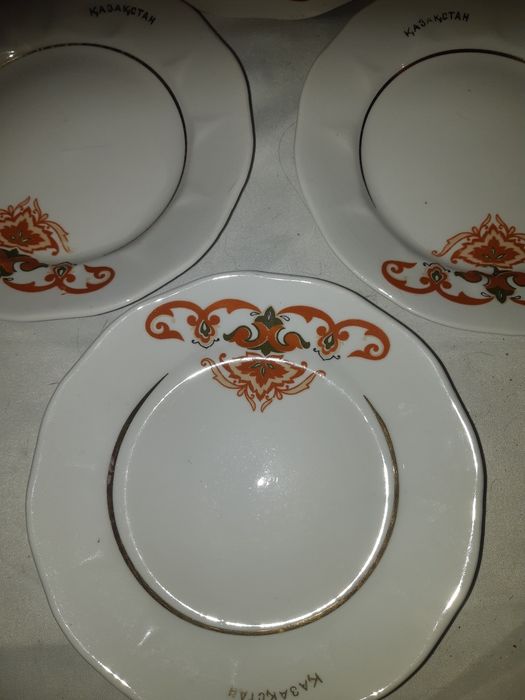Тарелки  кобальт новые